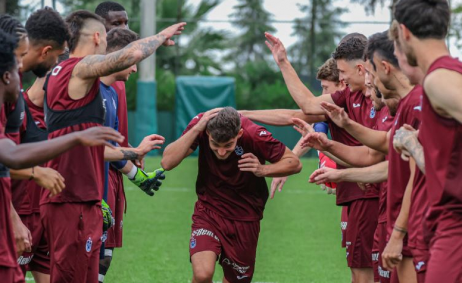 VIDEO/ Ernest Muçi pritet ‘me shpulla’ te Trabzonspori, nis menjëherë stërvitjen