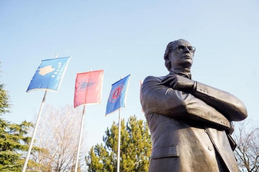 'Sigurimi Shtetit ndoqi për 20 vjet Rugovën', Berisha: Ja pse Ramaduro nuk lejon vendosjen e shtatores së tij në Tiranë…