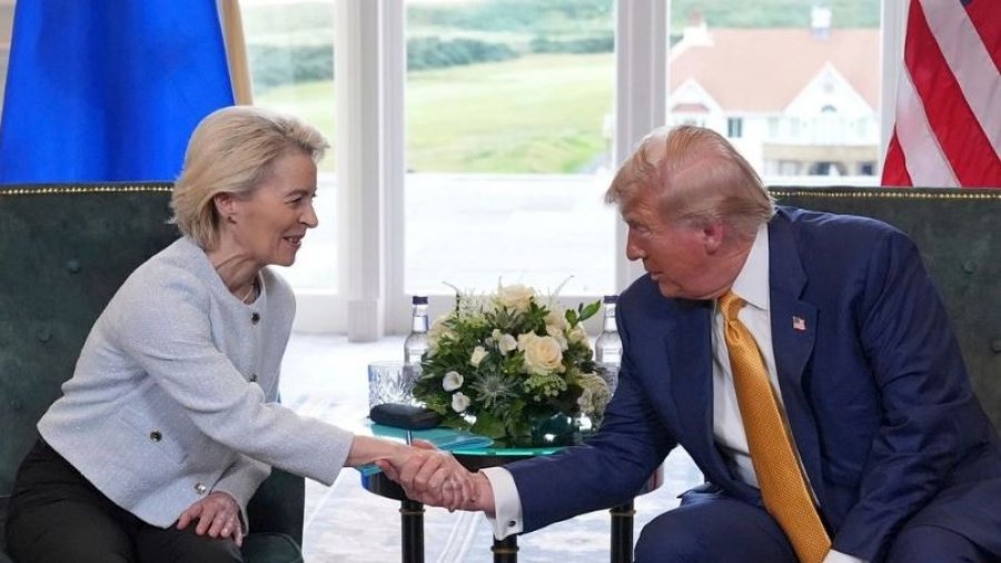 Shumica e evropianëve mendojnë se ‘Marrëveshja me Trump ishte poshtëruese’: Komisioni Europian na tradhtoi