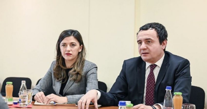 Haxhiu: LVV bojkotoi debatet televizive për shkak të shpifjeve ndaj Kurtit dhe Qeverisë