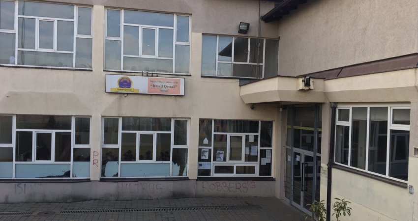 Drejtoresha e shkollës i reagon presidentes: S’mund të them që gjendja është e tmerrshme në shkollë