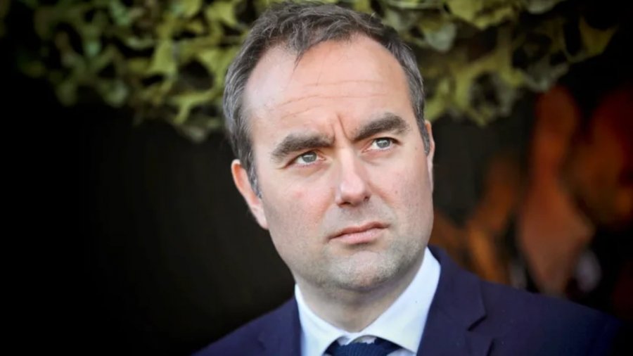 Franca në krizë politike, kryeministri i ri premton 'ndarje të thellë' me të kaluarën