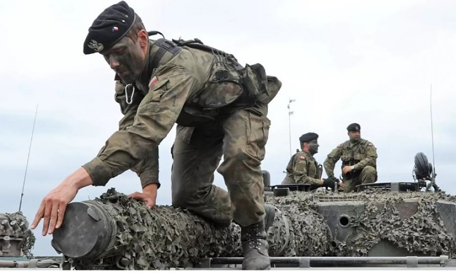Pas shkeljes së hapësirës ajrore, Polonia dhe Ukraina rrisin bashkëpunimin ushtarak