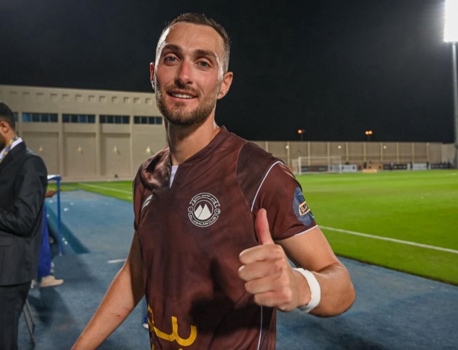 VIDEO/ Debutim fantastik për Eraldo Çinarin në Arabinë Saudite, shënon që në ndeshjen e parë