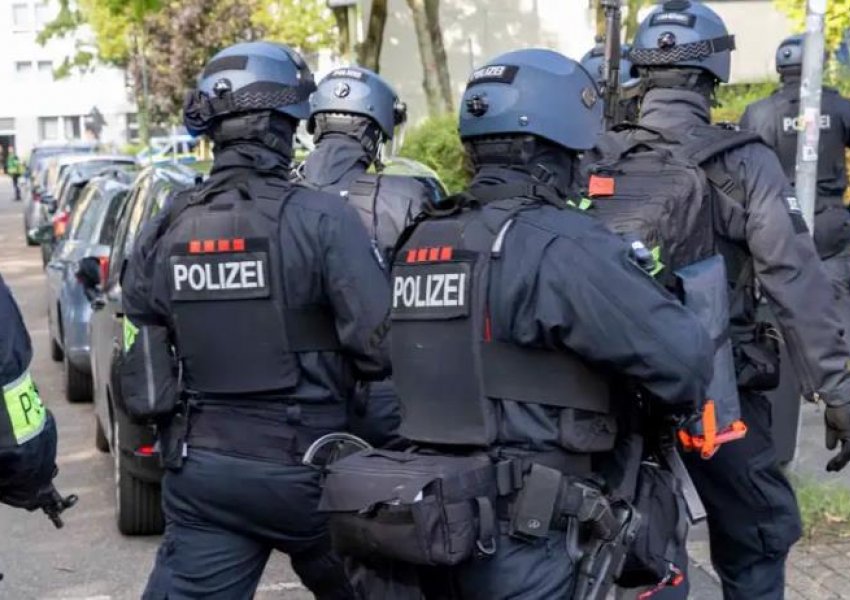 Gjermani/ Plagosja e mësueses në Essen nga 17 vjeçari nga Kosova dyshohet për motive fetare