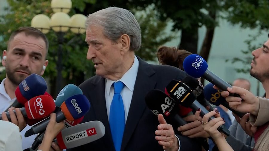 Berisha: Mandati nuk dorëzohet rrugëve. Kjo tregoi se Parlamenti është thjesht një institucion privat i ‘Ramaduros’ dhe klaneve të drogës