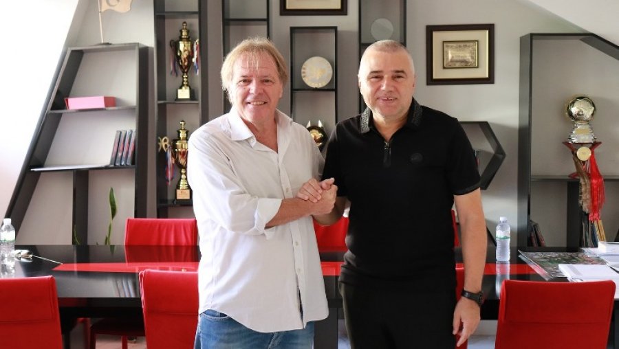 Andrea Agostinelli dhe vdekja e djalit: Po sikur të mos e kisha lënë vetëm atë natë? Pse mua?