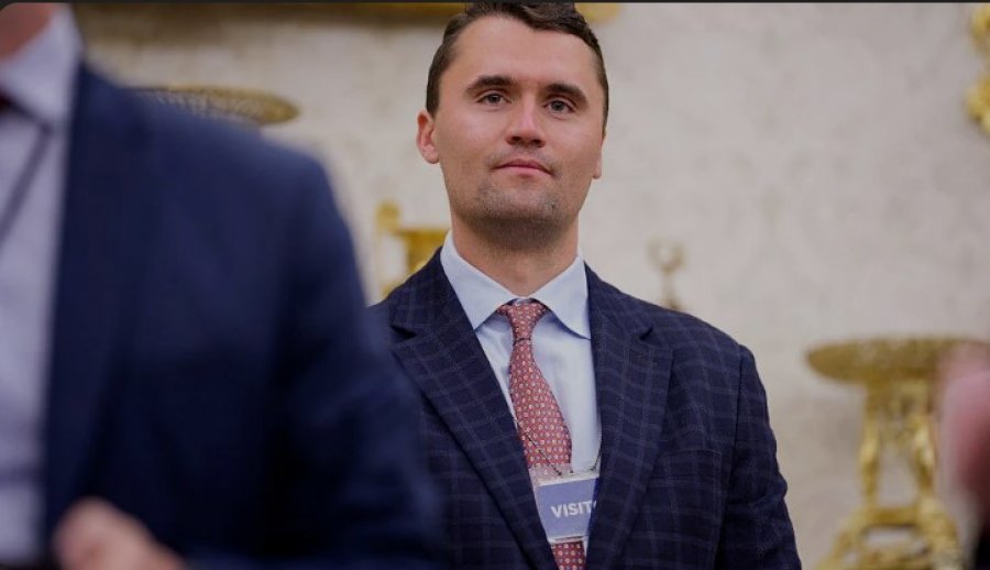 Shërbimi Sekret Amerikan pezullon agjentin që shkroi një postim negativ në Facebook për Charlie Kirk