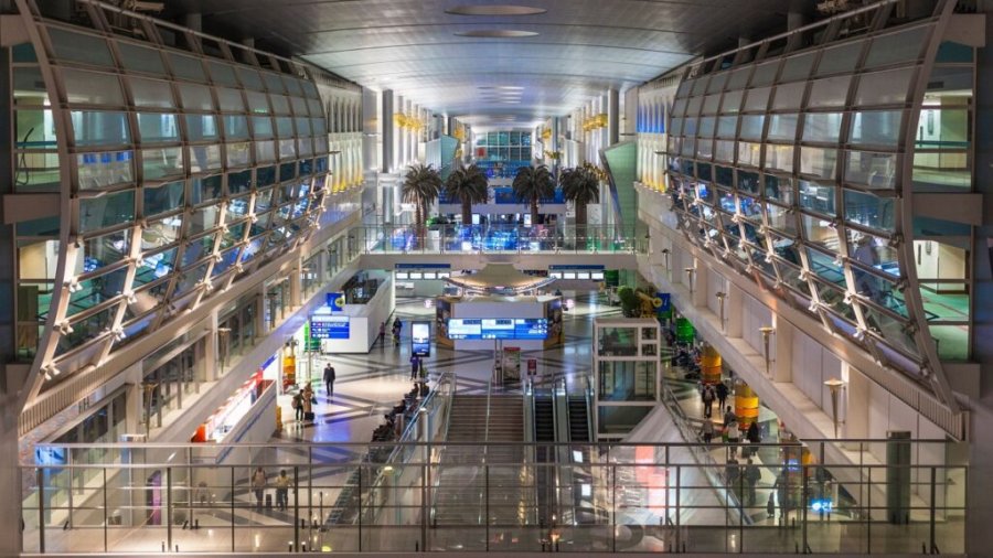 ‘Tapet i kuq’ në aeroportin e Dubait, vendoset kalimi pa pasaportë