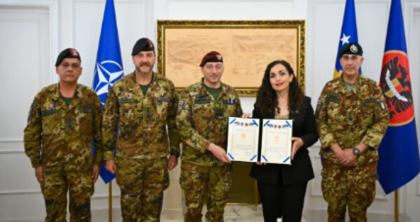 Osmani e dekoron Barduanin me Medaljen Presidenciale Ushtarake: Simbol i mirënjohjes së popullit tonë
