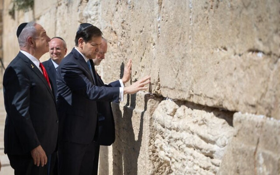 Rubio viziton Murin Perëndimor të Jerusalemit me Netanyahun/ Kryeministri izraelit: Lidhjet SHBA-Izrael, 'të qëndrueshme si gurët'