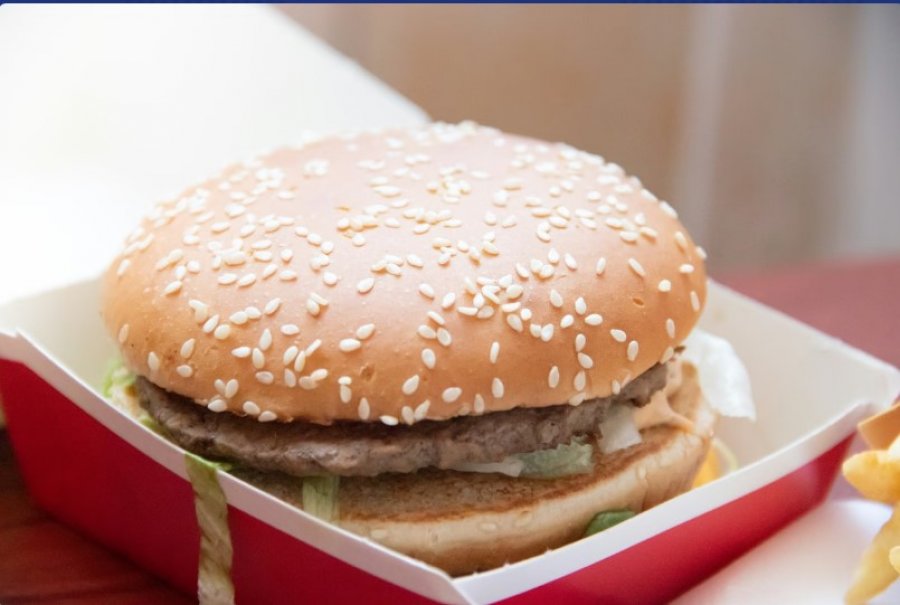 Formula super sekrete/ Ish-kuzhinieri i McDonald's zbulon recetën për salcën e hamburgerit të tyre më të famshëm