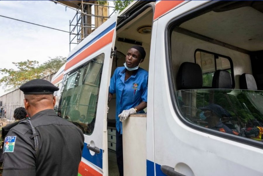 Tragjedi në Nigeri: 19 gra dhe fëmijë humbin jetën në një aksident trafiku
