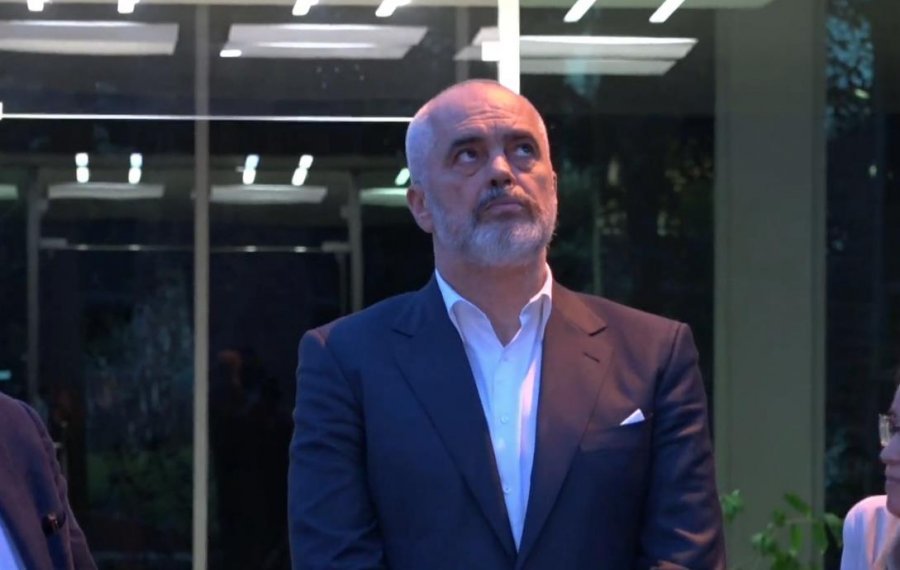 Rama paralajmëron deputetët për memet dhe rrezikun imperialist: Mos dilni para mediave dhe kujdes me ambasadat