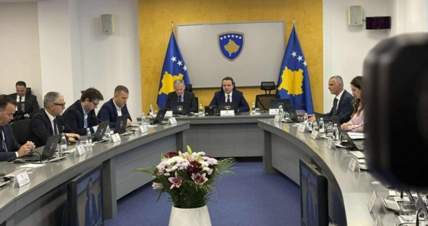 Qeveria në detyrë miraton ndryshimet për zbatimin e sanksioneve të BE-së dhe SHBA-së ndaj Rusisë dhe Bjellorusisë