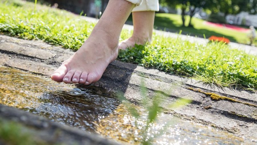 Ecja zbathur, një kënaqësi e vërtetë për këmbët tuaja