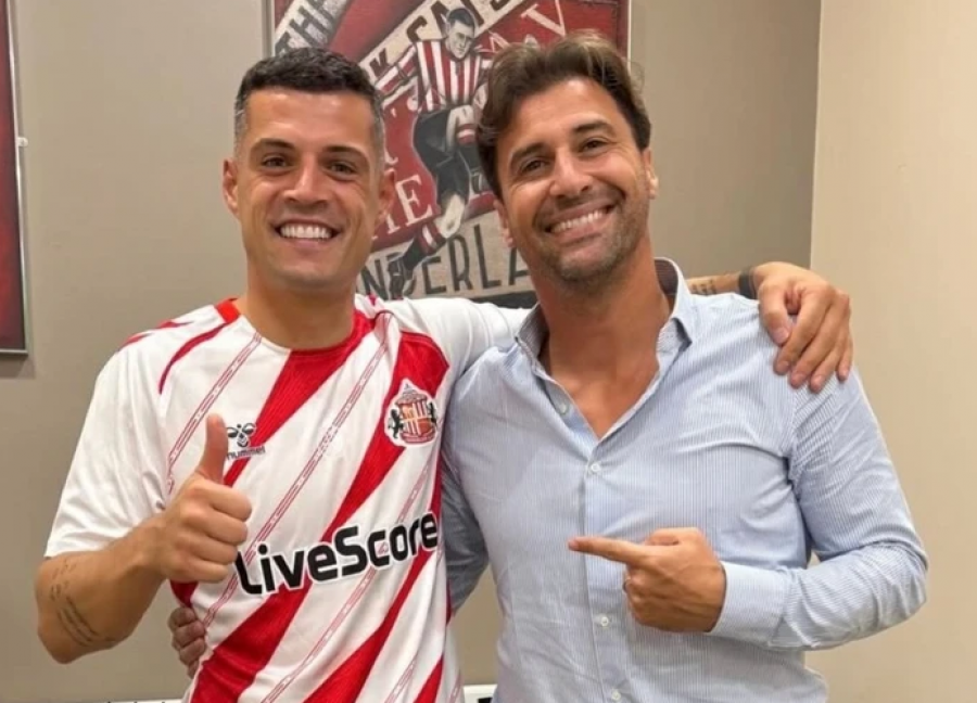 VIDEO/ Lorik Cana mbështet nga afër Granit Xhakën dhe Sunderlandin