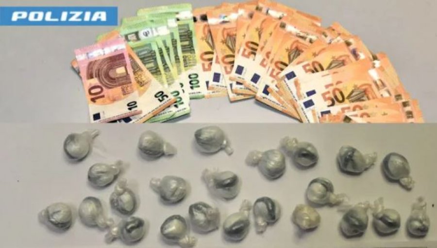 Trafikonte kokainë të fshehur në çorape... Arrestohet 20-vjeçari shqiptar! Në hotel i gjenden edhe 10 mijë euro cash