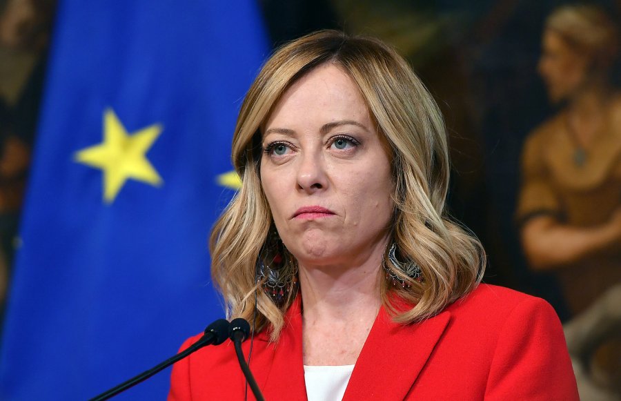 'E turpshme, dhuna nuk ka të bëjë me solidaritetin'/ Meloni reagon për protestat e dhunshme në Milano 
