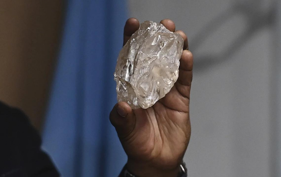Pas zbulimit, diamanti i dytë më i madh në botë pret çmimin