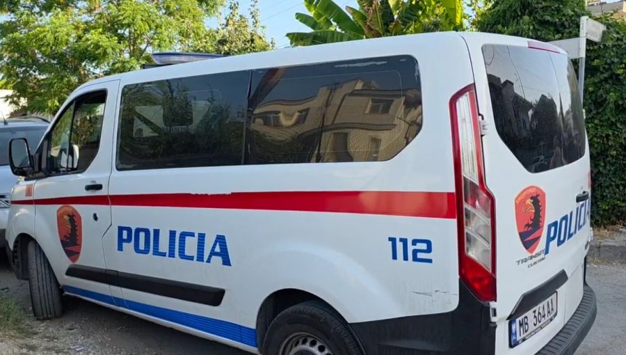 Durrës/ hapi llogari false dhe shpërndau foto fyese të 18-vjeçares në rrjetet sociale, arrestohet 26-vjeçari