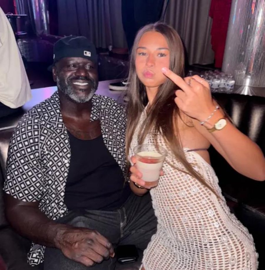 Më e paguara e OnlyFans feston 21-vjetorin në Las Vegas me Shaquille O’Neal