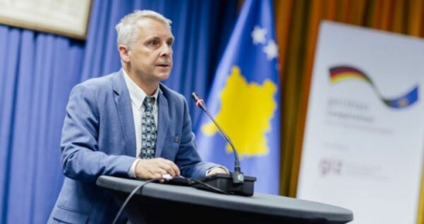 Rohde: Kosova duhet të tregojë seriozitet për detyrimet në dialog, të nisë zbatimin e Asociacionit