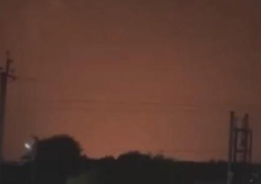Ukrainasit godasin me dronë një fabrikë të rëndësishme kimike në Rusi