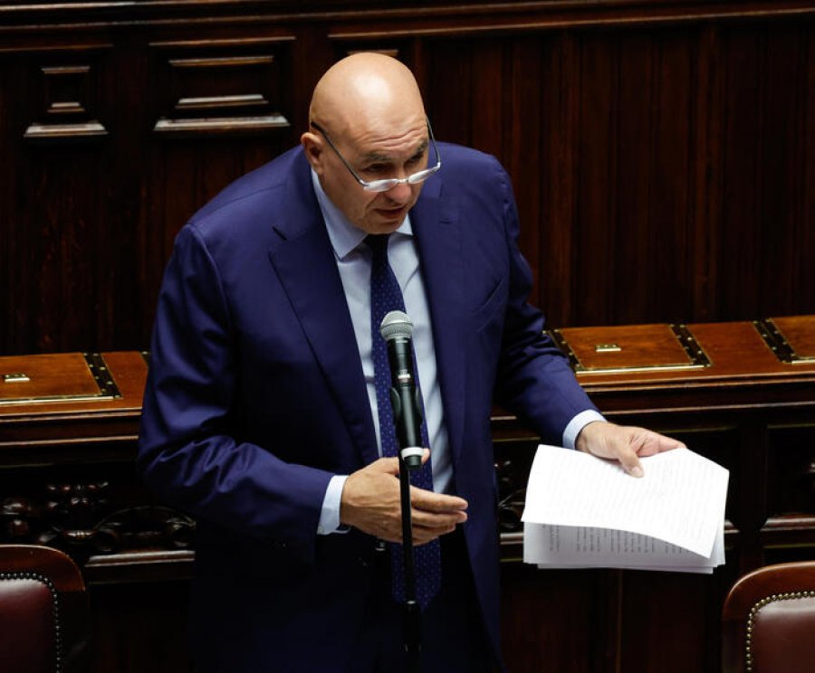 Aktivistët italianë në anijen ‘Sumud’/ Deklaratë e pazakontë e Ministrit të Mbrojtjes: S’garantojmë dot sigurinë jashtë ujërave ndërkombëtare!
