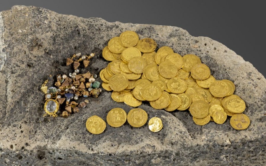 Një thesar i mrekullueshëm 1400-vjeçar me monedha ari, hedh dritë mbi rënien e qytetit të krishterë të Galilesë