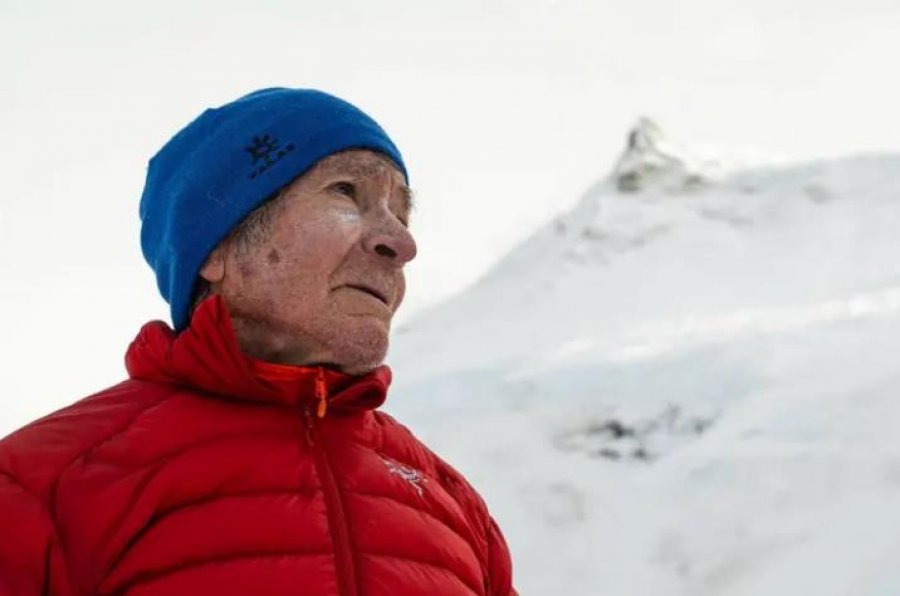 Mrekulli nga Carlos Soria, ngjitet në Manaslu (Nepal) në moshën 86-vjeçare dhe hyn në historinë e alpinizmit botëror