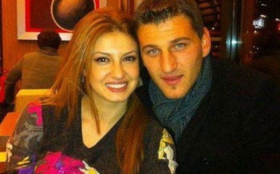 Gruaja e Alban Hoxhës u nda nga jeta pas lindjes së djalit, familja e saj: Presim drejtësi! Një fëmijë po rritet pa nënë