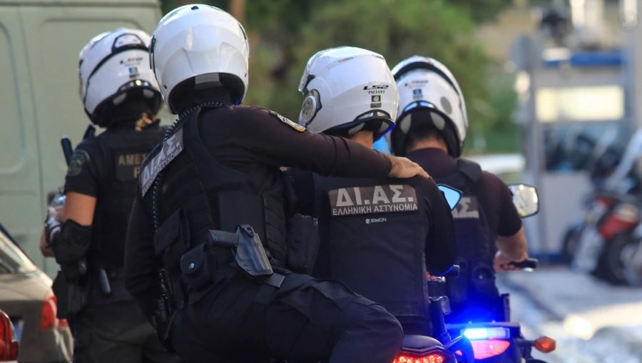 Greqi/ Skandal me skemën e rimbursimit të TVSH-së, 17 të arrestuar, mes tyre dhe biznesmenë! 
