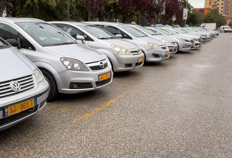 Rritja e çmimeve të karburanteve godet transportin ndërqytetas, shtrenjtohet bileta Fier–Vlorë 