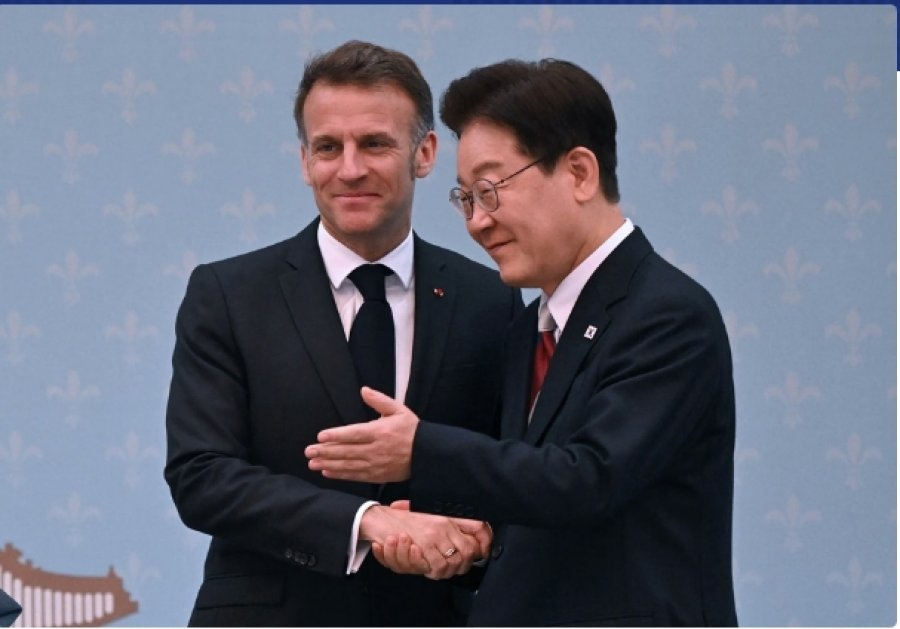 AP: Macron dhe Lee Jae-myung gati të bashkëpunojnë për të rihapur Ngushticën e Hormuzit