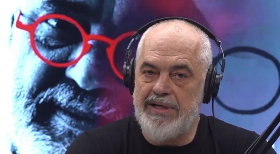 ‘Çmendet’ Rama - Gjysmën e qeverisë nën akuzë, mbron Ballukun, por fajin ja paska opozita për integrimin
