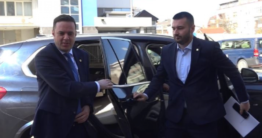 Nis takimi Kurti-Abdixhiku, temë diskutimi çështja e presidentit