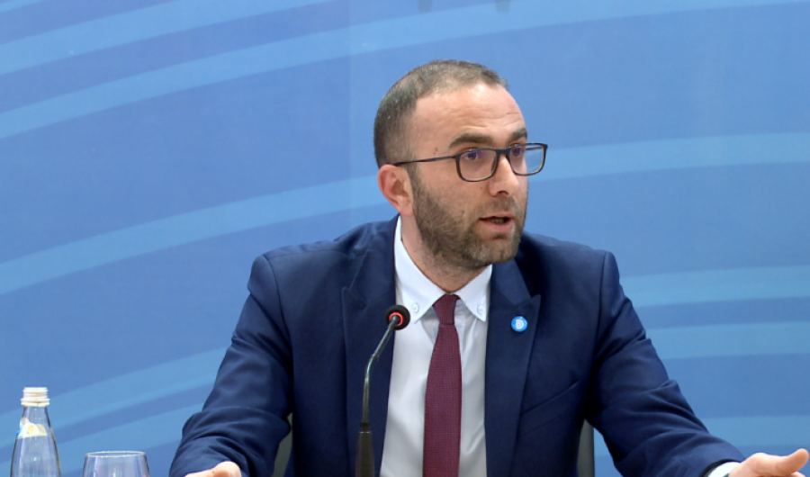 Bardhi: Komisioni Hetimor për kontratat koncensionare është detyrim kushtetues, qeveria nuk mund ta pengojë