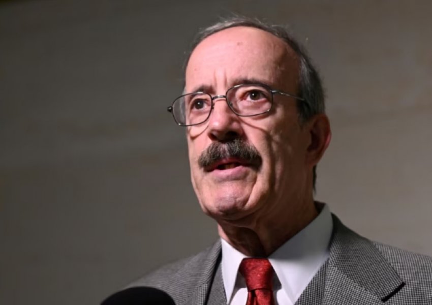 Ndarja nga jeta e Eliot Engel, mbështetësi i madh i Kosovës në Kongresin amerikan! Reagime në Kosovë 