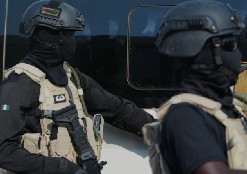 Sulmi ndaj rebelëve xhihadistë vret 100 persona në verilindje të Nigerisë