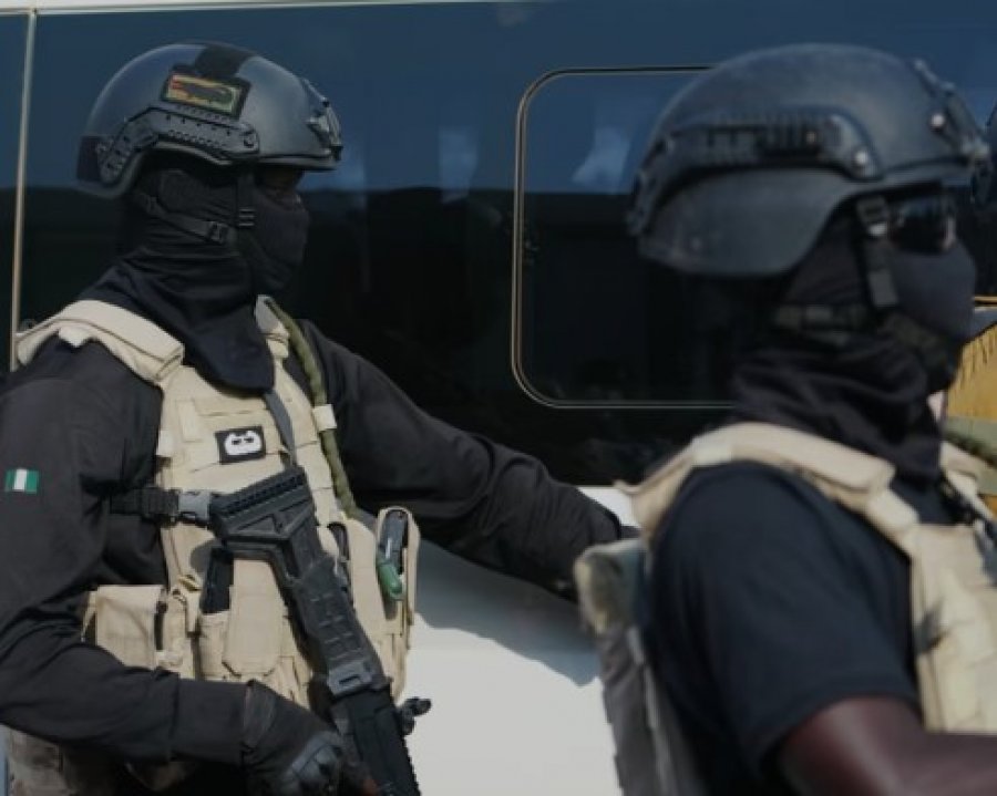 Sulmi ndaj rebelëve xhihadistë vret 100 persona në verilindje të Nigerisë