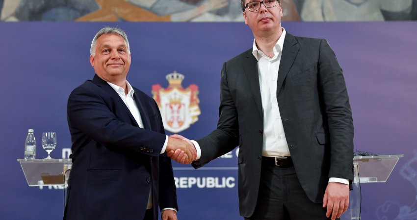 Alarm politik në rajon, Kuçi paralajmëron reagime të papritura nga Vuçiq pas zhvillimeve në Hungari dhe Moldavi