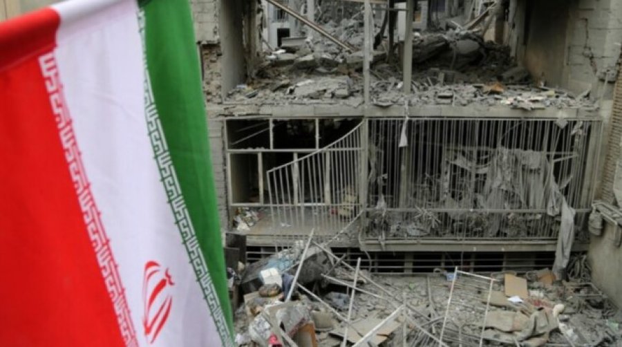 Irani kërkon kompensim nga vendet arabe për sulmet SHBA-Izrael