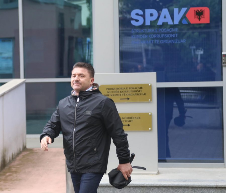 Dosja e Elvis Roshit bëhet hap dhe mbyll nga SPAK. Pushohet sërish çështja penale