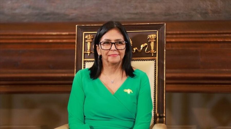 Presidentja e përkohshme e Venezuelës kërkon nga SHBA heqjen e sanksioneve
