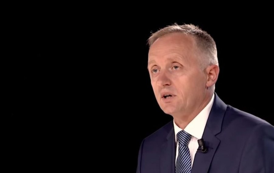 ‘Lajm dite është dhe duhet të jetë djegia e pallatit’/ Dervishi: Këtë lajm mund ta ‘zëvendësojë’ vetëm…