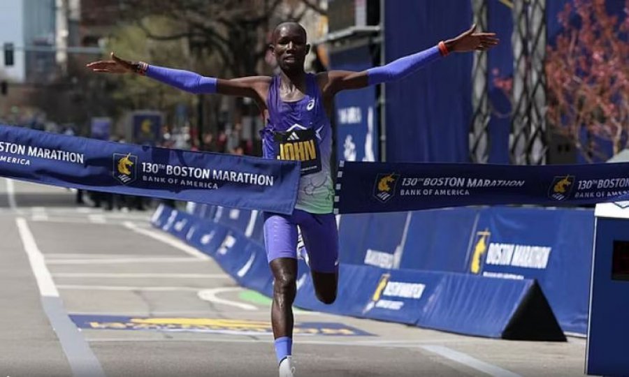 Gara më e vjetër në botë/ Atleti nga Kenia fiton Maratonën e Bostonit me kohë rekord