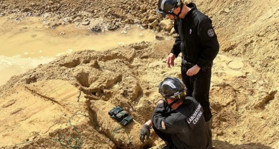 Zbulohet një bombë e 2 Luftës së Dytë Botërore, alarm në Parisin verior, evakuohen mijëra banorë