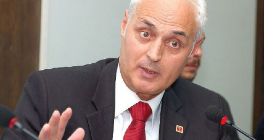 Ish-drejtori i Arsimit në Prishtinë: Procesi për përzgjedhjen e Bordit të Agjencisë së Akreditimit është i korruptuar