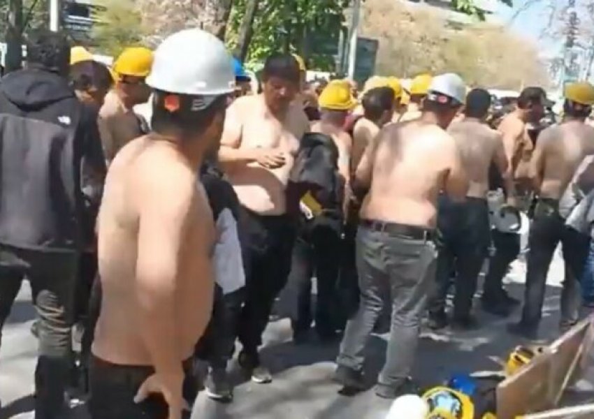 Minatorët në Ankara ngrihen në protestë, përplasje me policinë. Gaz lotsjellës drejt turmës